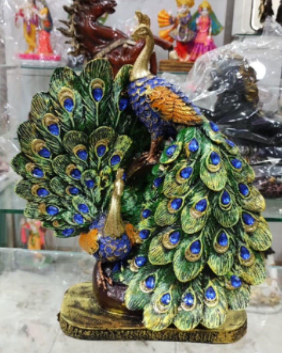 Royal Peacock Showpiece--14 inch 