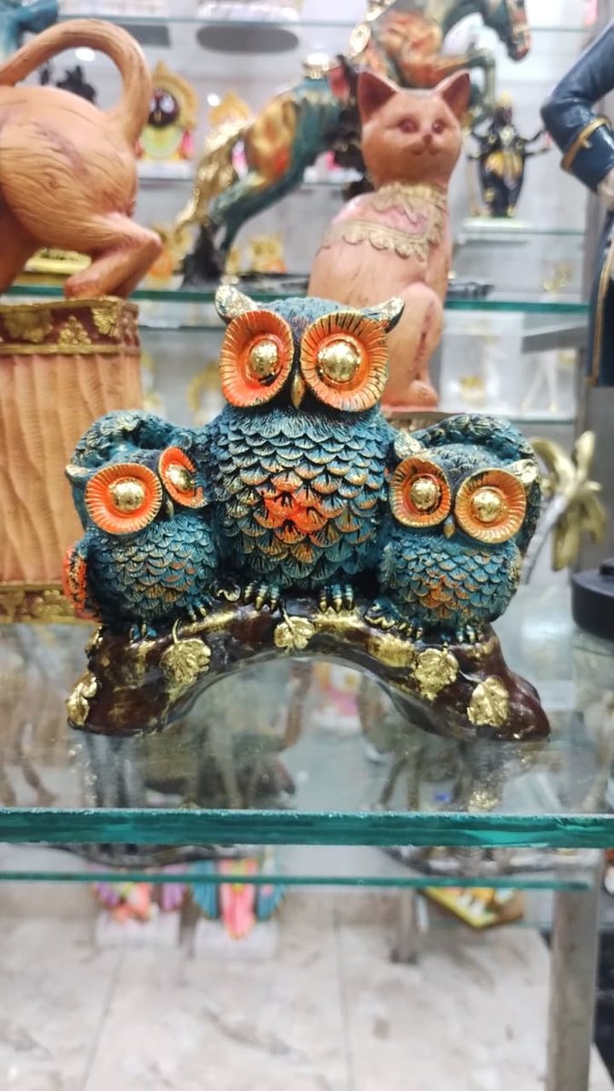 Owl Family Arch Showpiece