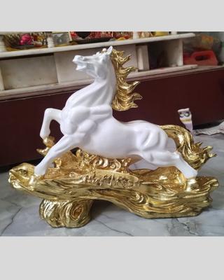 Running Horse Showpiece--15 inch 