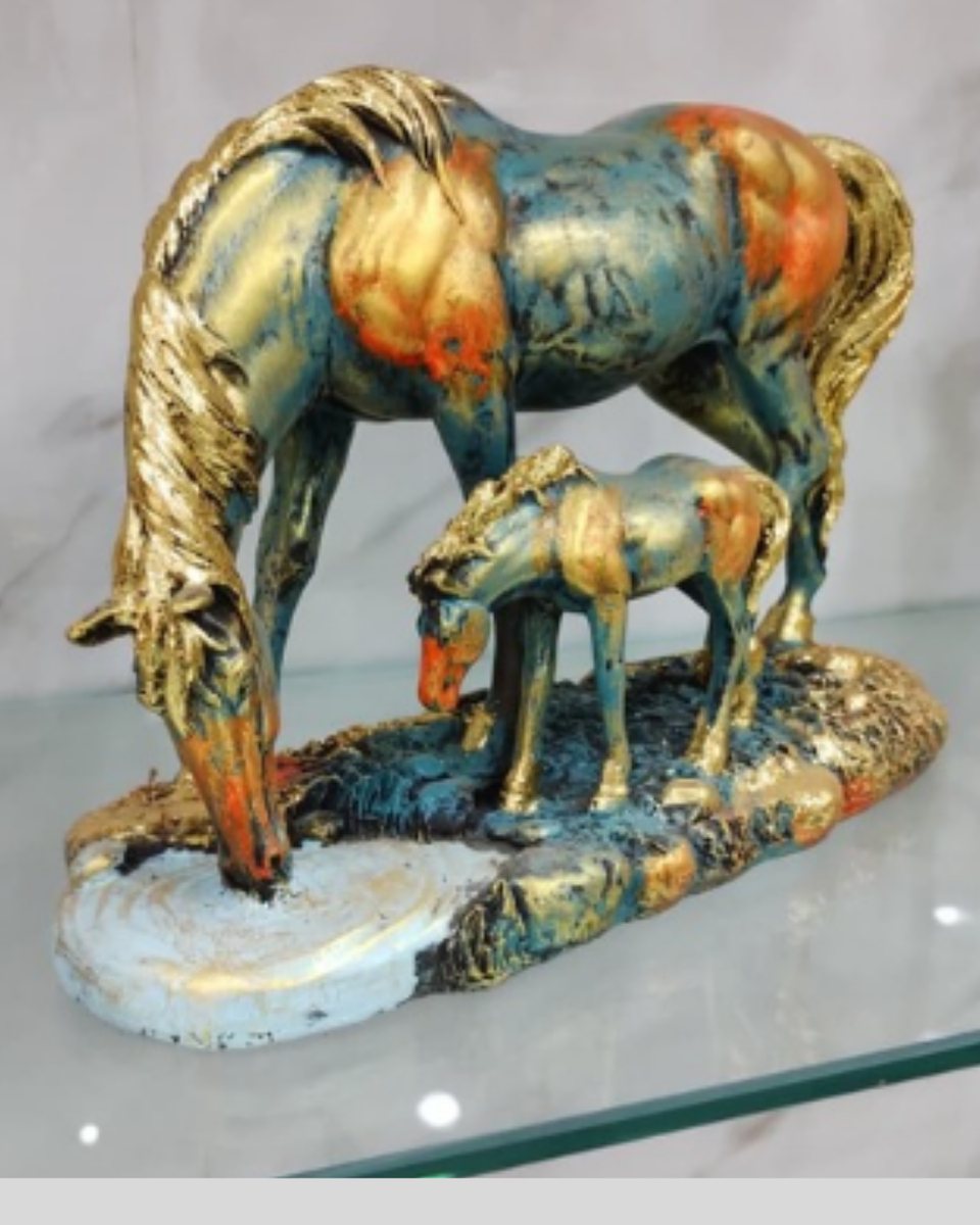 Horse & Foal Showpiece