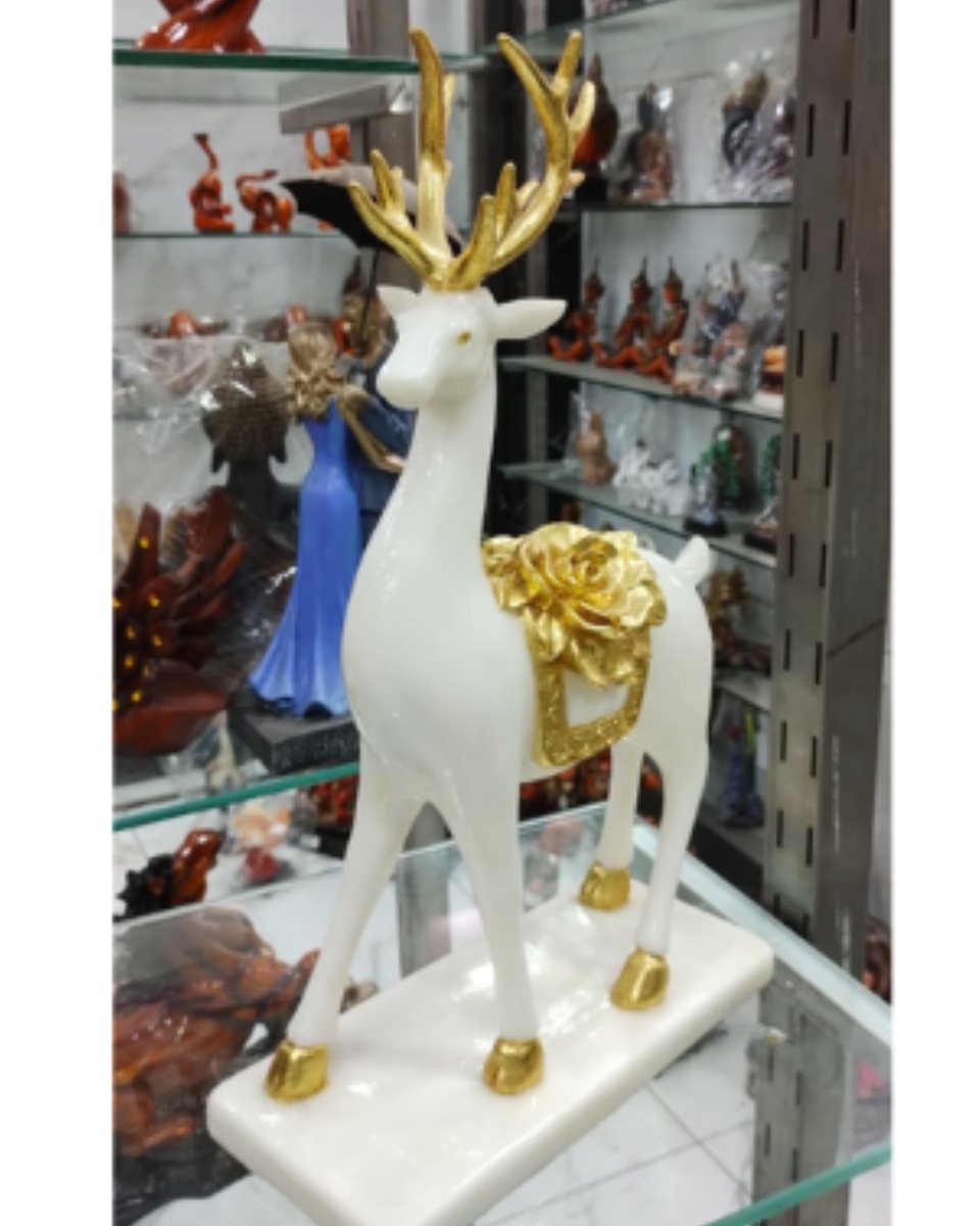 Deer Showpiece