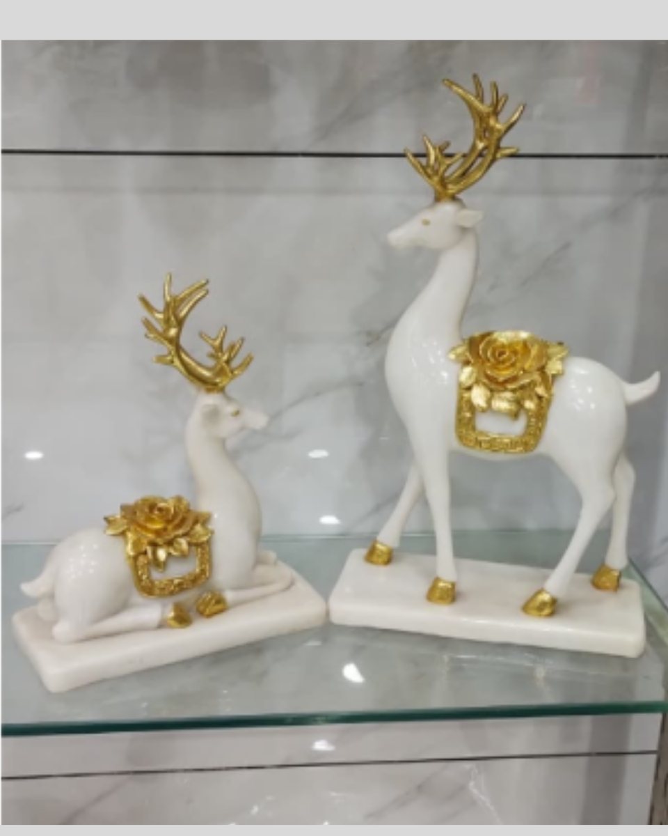 White Deer Showpiece--11/16.5 inch