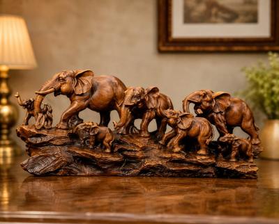 Elephant Family Showpiece