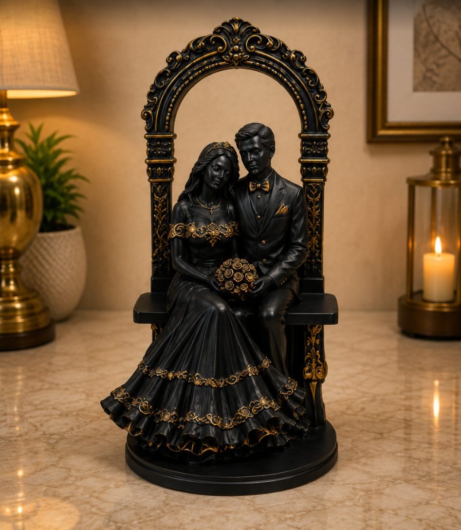 Newly Married Couple Statue
